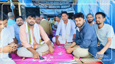 १० युवाहरूले मधेशका मुख्यमन्त्री कार्यालय अगाडि अनशन सुरु गरे, यस्तो छ माग